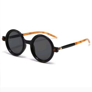 Retro Stylish Black and Tan Sunglasses